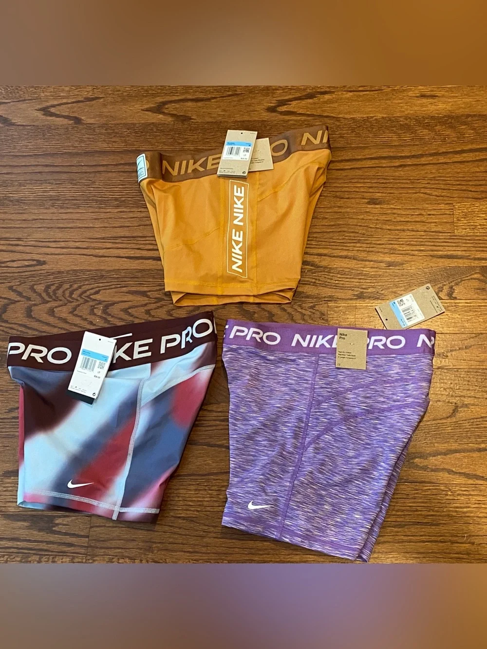 Nike Pro shorts NWT med support mid rise 3